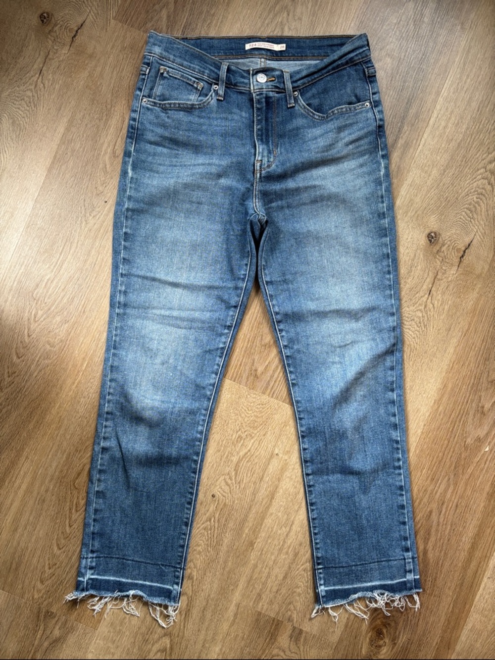 Levi's 724 HIGH RISE STRAIGHT Women's Blue Straight Leg Jeans - Frayed Hem 28
